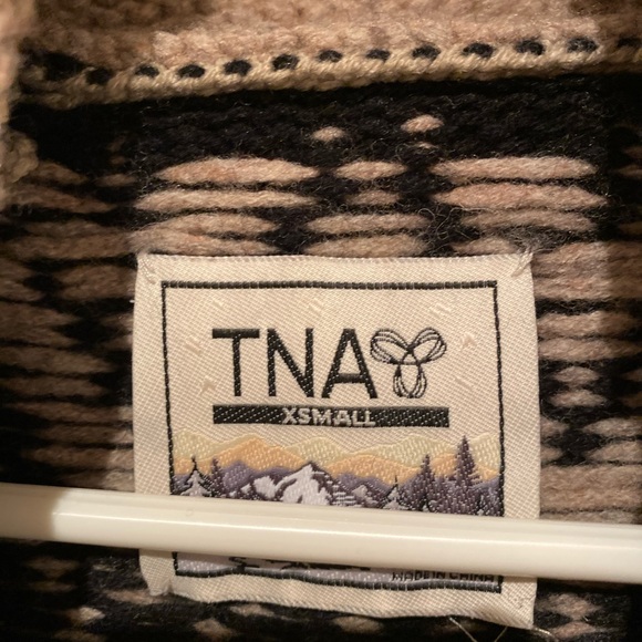 TNA Zippered Sweater - Picture 4 of 5